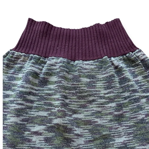 Cristi Conway Hand Knit Rib-Waist Midi Skirt in Burgundy Mix - Picture 4 of 5